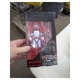 2015 STAR WARS FIGURE