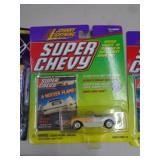 JOHNNY LIGHTNING MIB 54 CORVETTE 1999