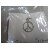 PEACE SIGN PENDANT