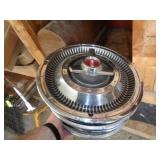 4 - PLYMOUTH HUB CAPS / ST