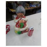 HEAVY PLASTER MRS. CLAUS