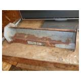 CHICK FEED TROUGH / ST