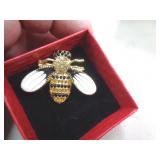 BEE BROOCH