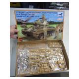 LIGHT TANK M24 1/35 BRONCO