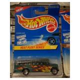 HOT WHEELS MIB - SCHOOL BUS 1996