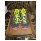 FILA SZ 8.5 MENS