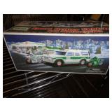 HESS SPORT UTILITY 2004 / LIGHTS & SOUND