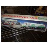 HESS TANKER TRUCK / LIGHTS & SOUND