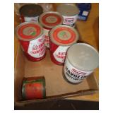 VINTAGE OIL CANS / UT