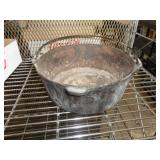 LODGE CAST IRON POT
