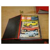 BINDER OF HOT ROD MAGAZINES -1970