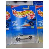 HOT WHEELS MIB -  CORVETTE STINGRAY 1995