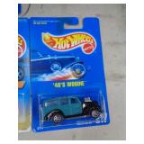 HOT WHEELS MIB -  40