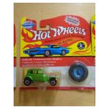 HOT WHEELS MIB RETRO REDLINE 1993 -32 FORD VIC