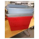 3 - TOTES / NO LIDS / UT