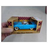 1/32 DIECAST T-BIRD