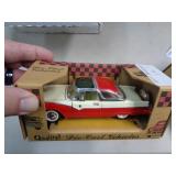1/32 DIECAST FORD CROWN VIC