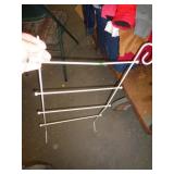 METAL RACK / UT