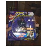 1998 FIGURE - KEN GRIFFEY JR