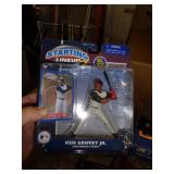 2001 FIGURE - KEN GRIFFEY JR