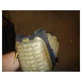 KNEE PADS