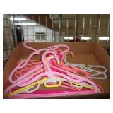 KIDS PLASTIC HANGERS