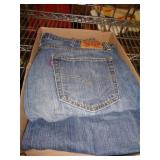LEVIS JEANS 38X32