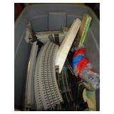 TOTE OF MODEL TRAIN ITEMS / UT