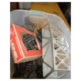 TOTE OF MODEL TRAIN ITEMS / UT