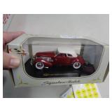 1/18 DIECAST 37 CORD SIGNATURE MODELS 2003