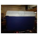 RUBBERMAID COOLER / LW