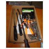 PRY BARS & TOOLS