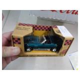 1/32 DIECAST CORVETTE STINGRAY