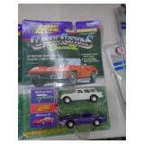 JOHNNY LIGHTNING MIB CORVETTES 1996