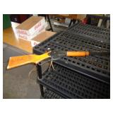 RED RYDER WOOD STOCK BB GUN DAISY / UT