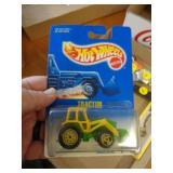 1991 HOT WHEELS TRACTOR