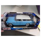 1/18 DIECAST 55 CHEVY NOMAD MAISTO 2009