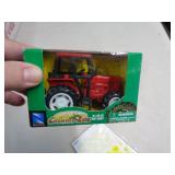 1/32 TRACTOR NEW RAY