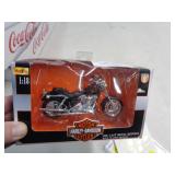 1/18 MAISTO HARLEY DAVIDSON 2000