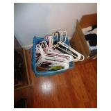 HANGERS / BR3
