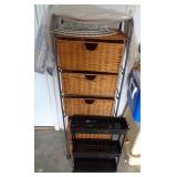 DRAWER ORGANIZER & SMALL SHELF / G