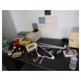 ALL ON TOP OF DESK / BMOF