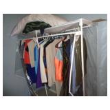 CLOTHES / BM