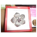 FLOWER BROOCH
