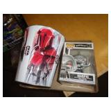 FUNKO FIGURE & STAR WARS TRASH CAN