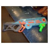 TOY NERF GUN