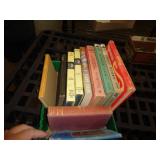 BOOKS / UT