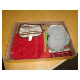 POT HOLDERS