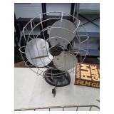VINTAGE HUNTER FAN