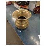 SPITTOON